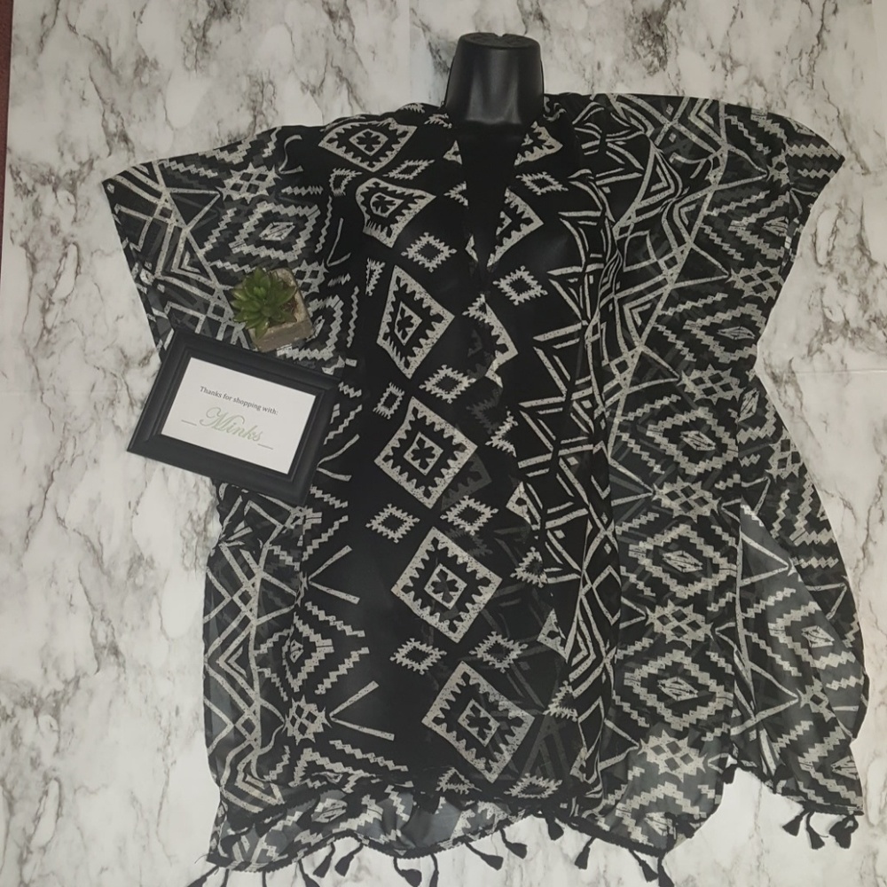 Black & white kimono